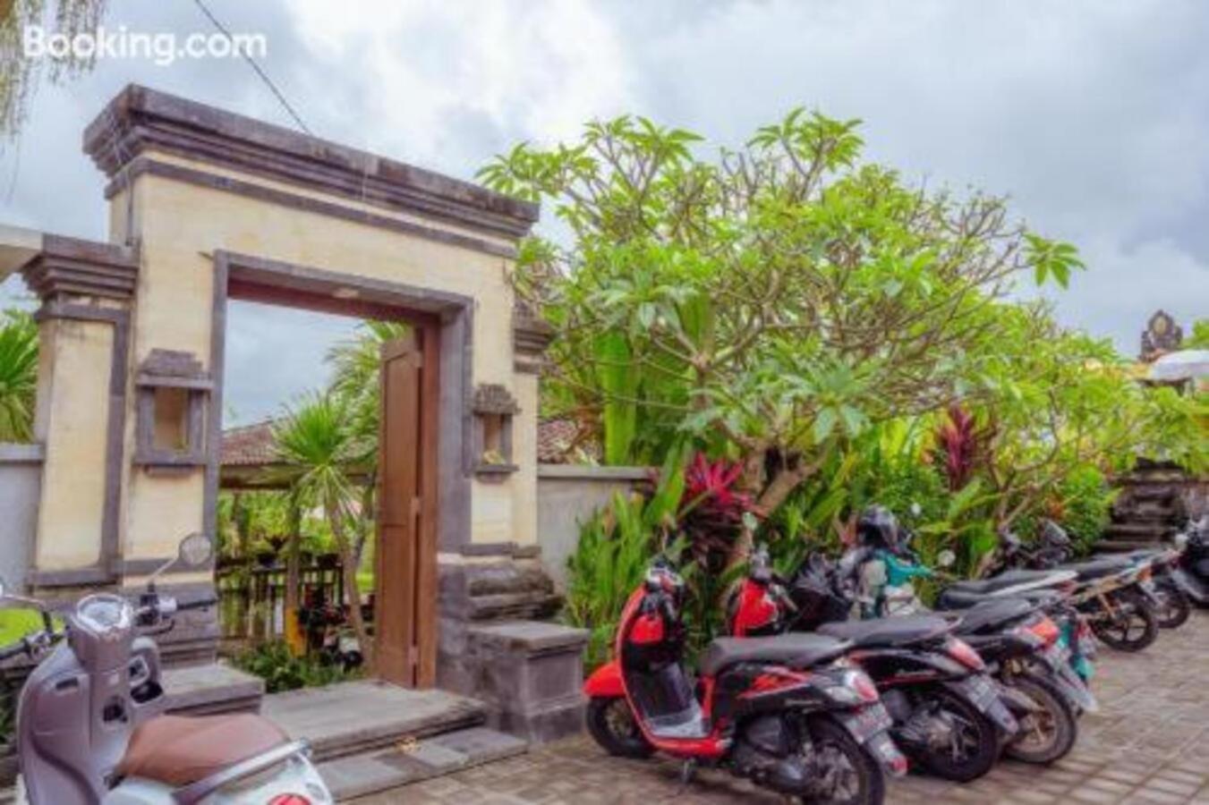 Puri Canggu Rooms 2 Exteriör bild
